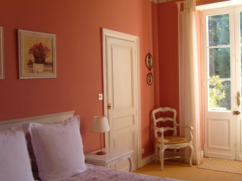 Bed and Breakfast Domaine De Plisseau Gauriac Pokój zdjęcie